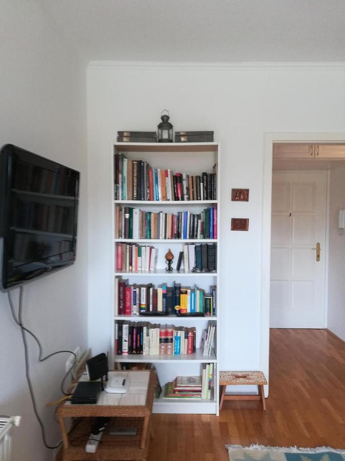 Homy Apartment In Buda, With Safe Garage And Terrace ブダペスト エクステリア 写真