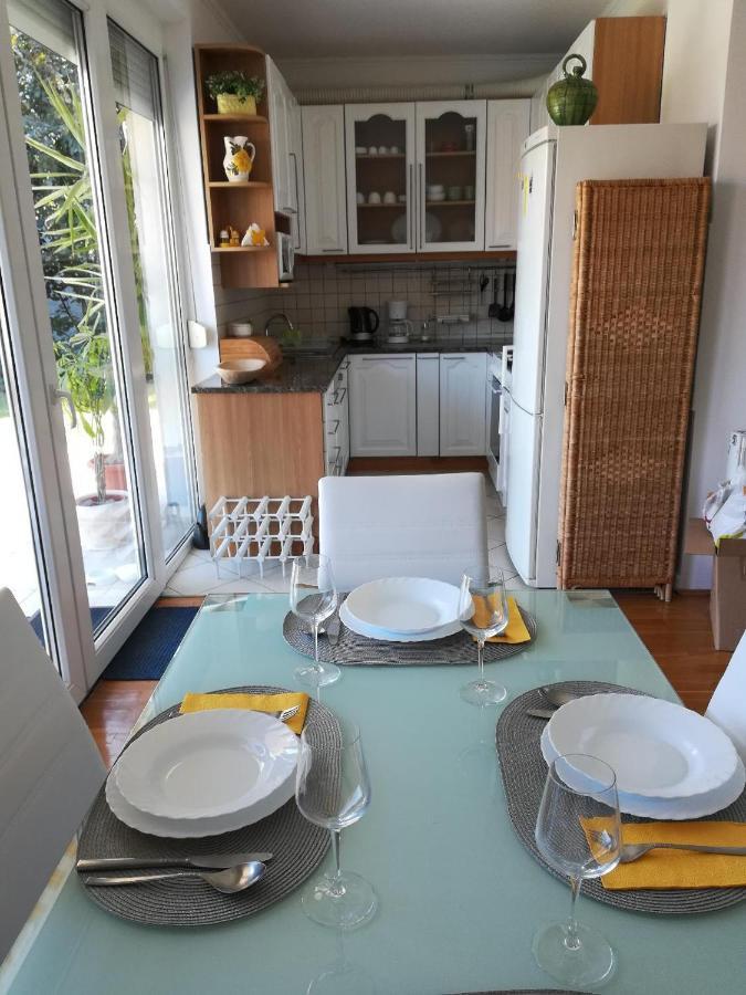 Homy Apartment In Buda, With Safe Garage And Terrace ブダペスト エクステリア 写真