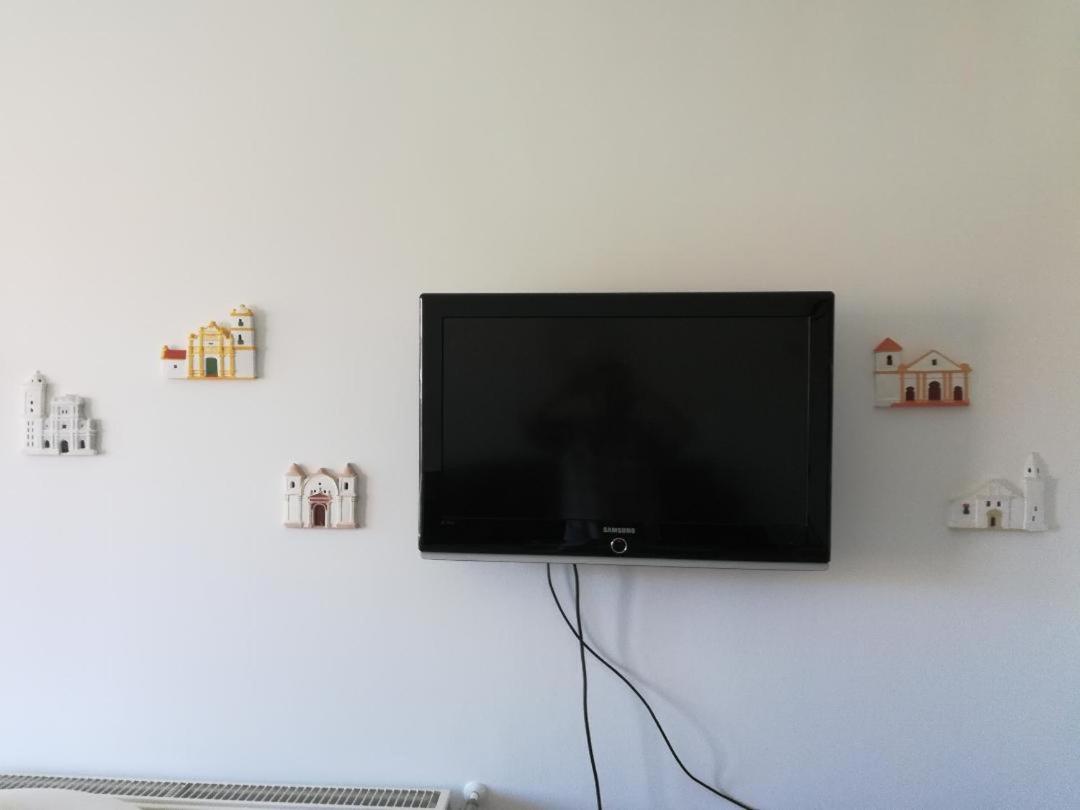 Homy Apartment In Buda, With Safe Garage And Terrace ブダペスト エクステリア 写真
